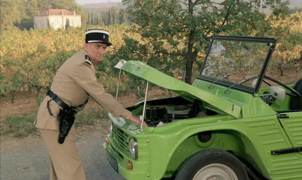 On a conduit une Citroën Méhari 100% électrique dans le sud de la France 115604-La-voiture-cassee