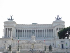 Une place à Rome